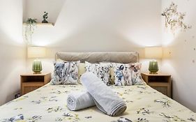 Tranquil 2 Bedroom Apartment Close To St. Paul'S Cathedral