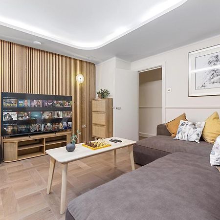 Tranquil 2 Bedroom Apartment Close To St. Paul'S Cathedral Londra Esterno foto