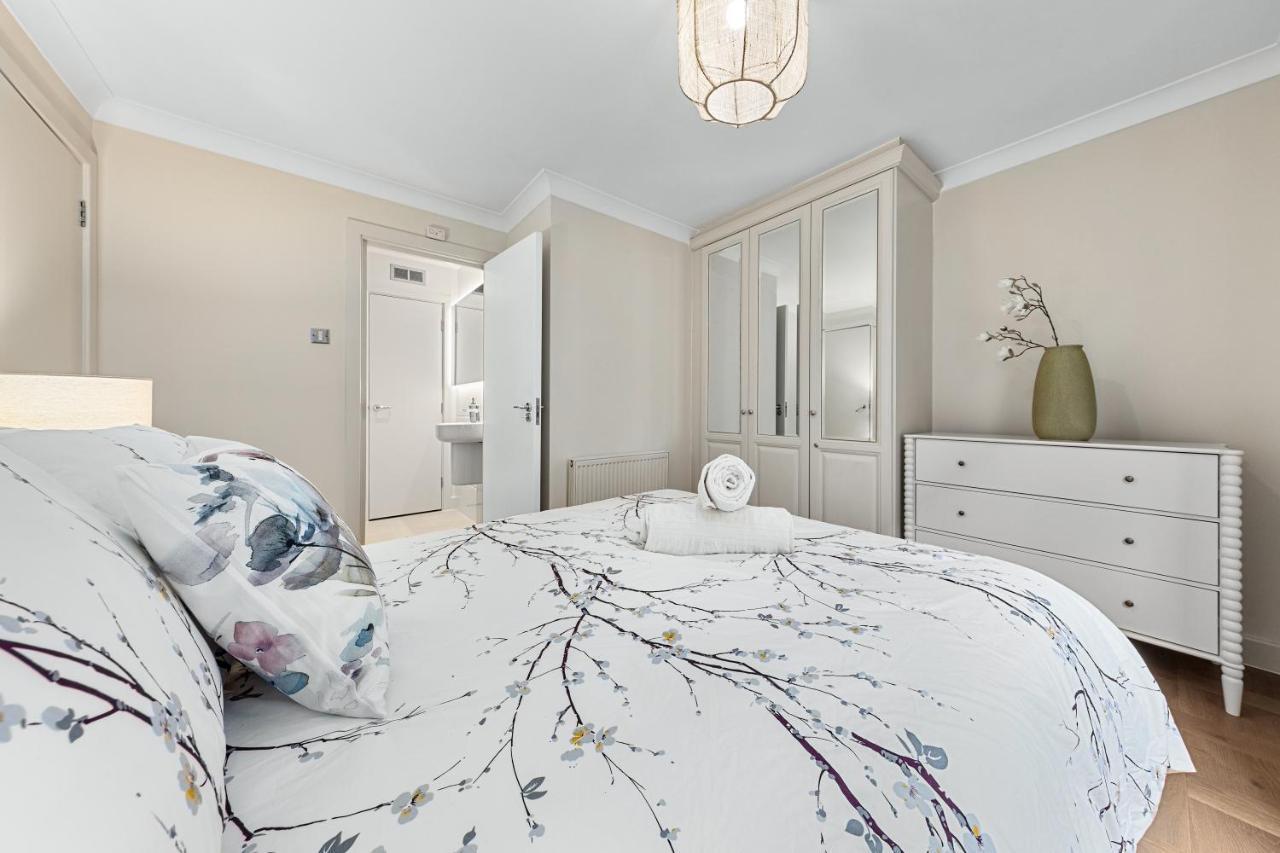 Tranquil 2 Bedroom Apartment Close To St. Paul'S Cathedral Londra Esterno foto