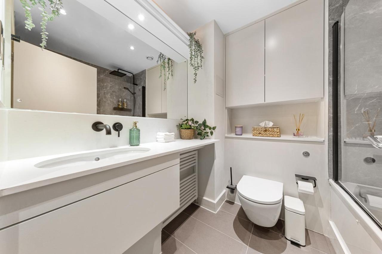 Tranquil 2 Bedroom Apartment Close To St. Paul'S Cathedral Londra Esterno foto