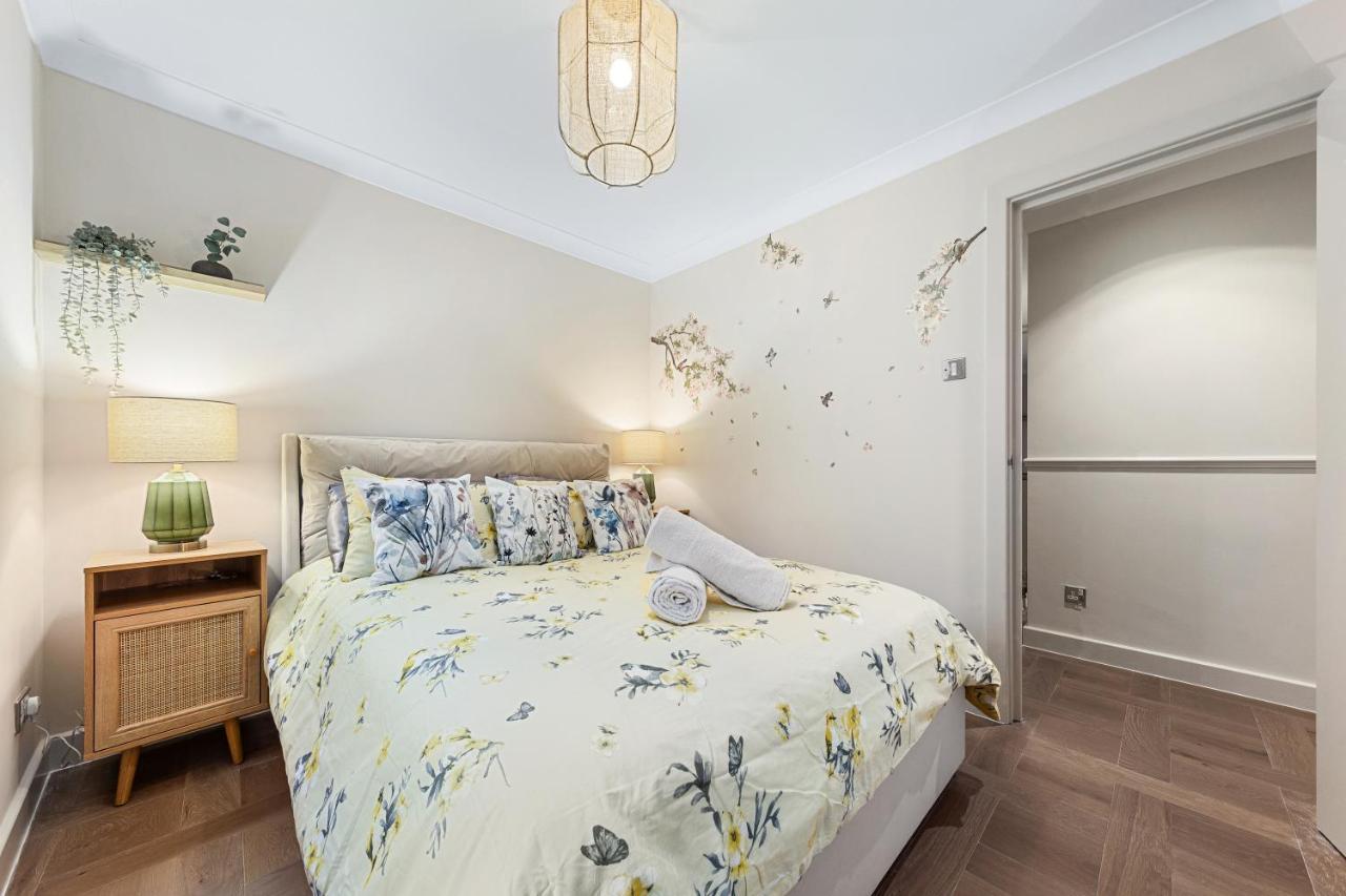 Tranquil 2 Bedroom Apartment Close To St. Paul'S Cathedral Londra Esterno foto