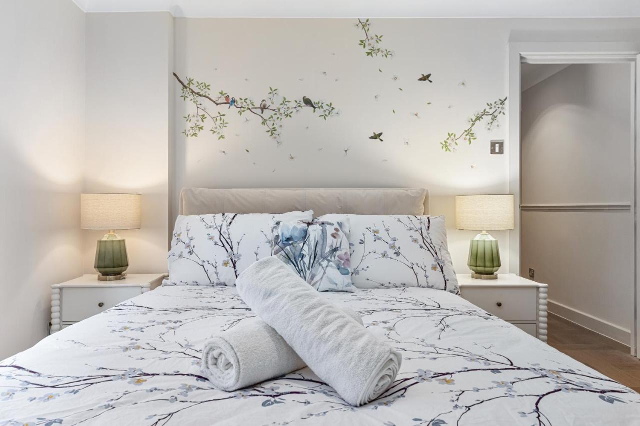 Tranquil 2 Bedroom Apartment Close To St. Paul'S Cathedral Londra Esterno foto