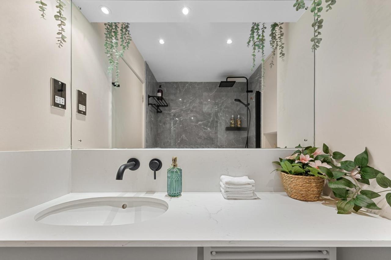 Tranquil 2 Bedroom Apartment Close To St. Paul'S Cathedral Londra Esterno foto