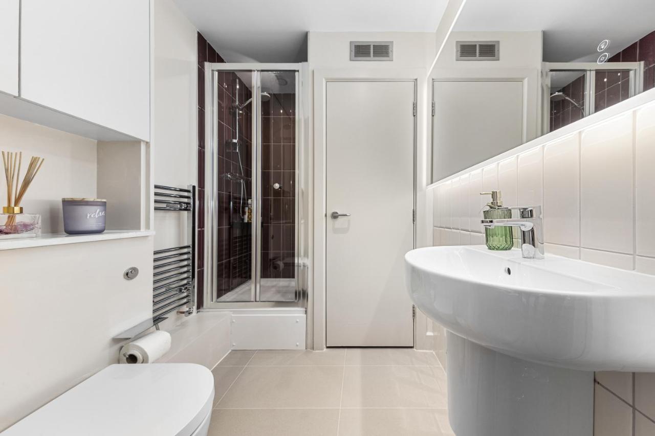 Tranquil 2 Bedroom Apartment Close To St. Paul'S Cathedral Londra Esterno foto