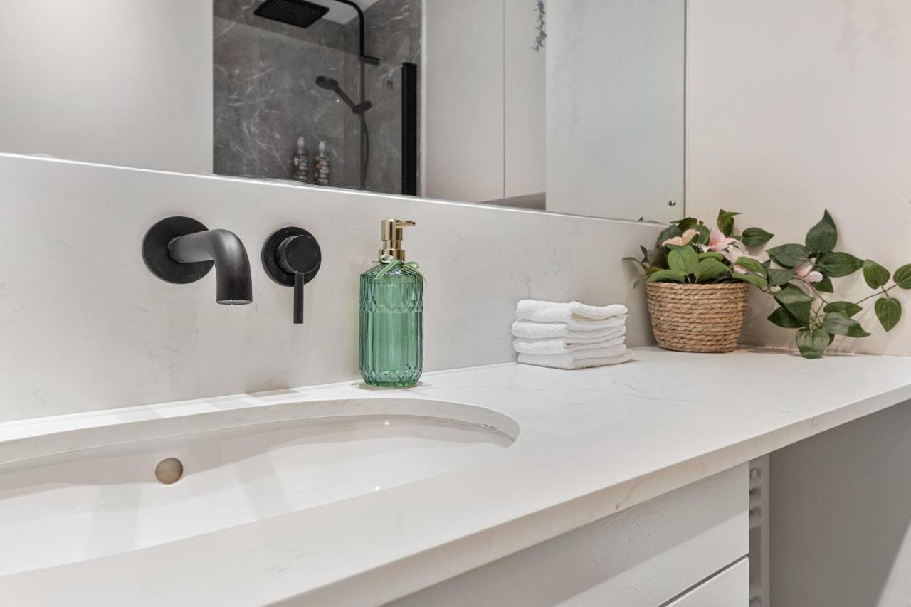 Tranquil 2 Bedroom Apartment Close To St. Paul'S Cathedral Londra Esterno foto